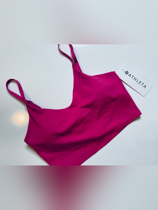 Athleta Tops - NWT Athleta Elation Crop Top